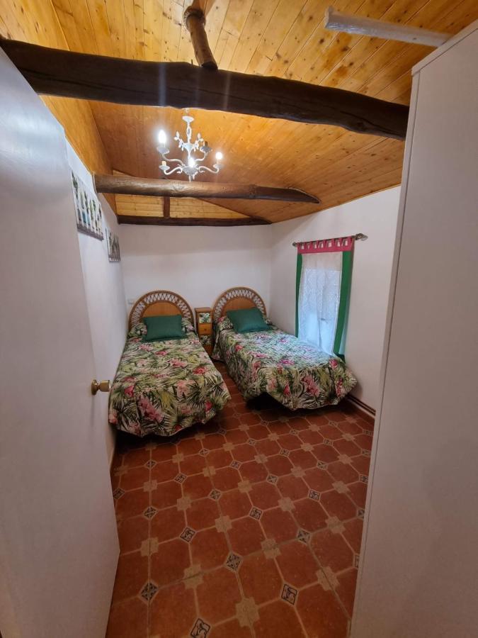 Casa Flora - Casa Rural Con Encanto El Carpio de Tajo Dış mekan fotoğraf